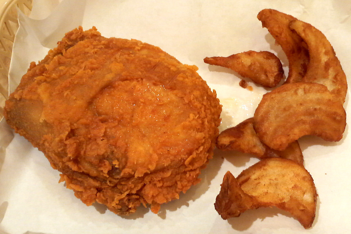 KFC カーネリングポテト レッドホットチキン