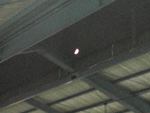 青物横丁駅ホームから見た半月