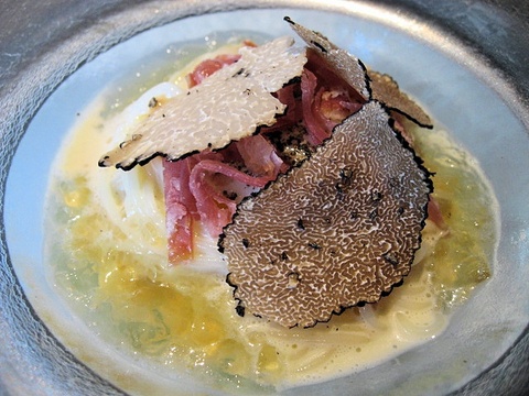 ボスケッタ・地養卵の冷たいカルボナーラ トリュフ風味